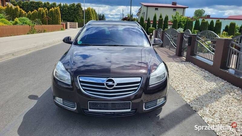 Używany 2011 Opel Insignia Kombi | 21 900 zł (Uczciwa cena) - Obraz 1/4