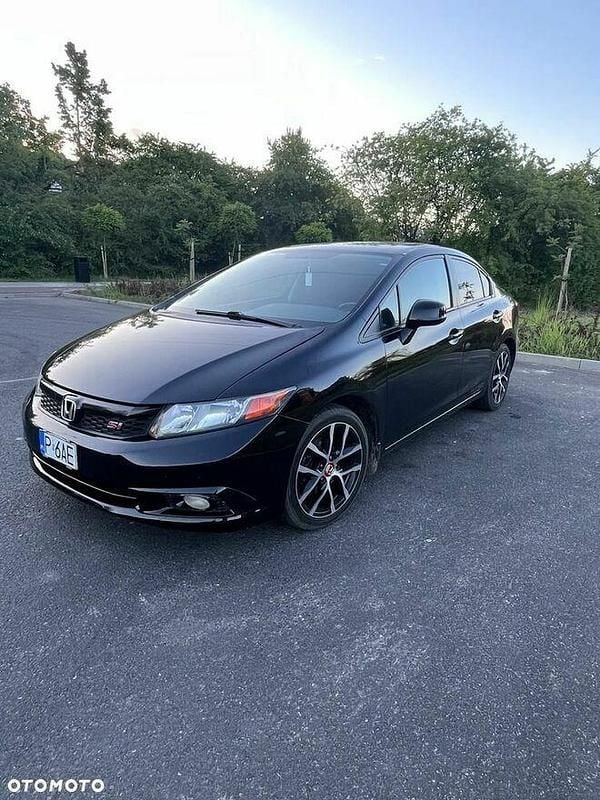 Czarny Używany 2012 Honda Civic Sedan/Limuzyna | 39 999 zł (Drogi) - Obraz 1/4