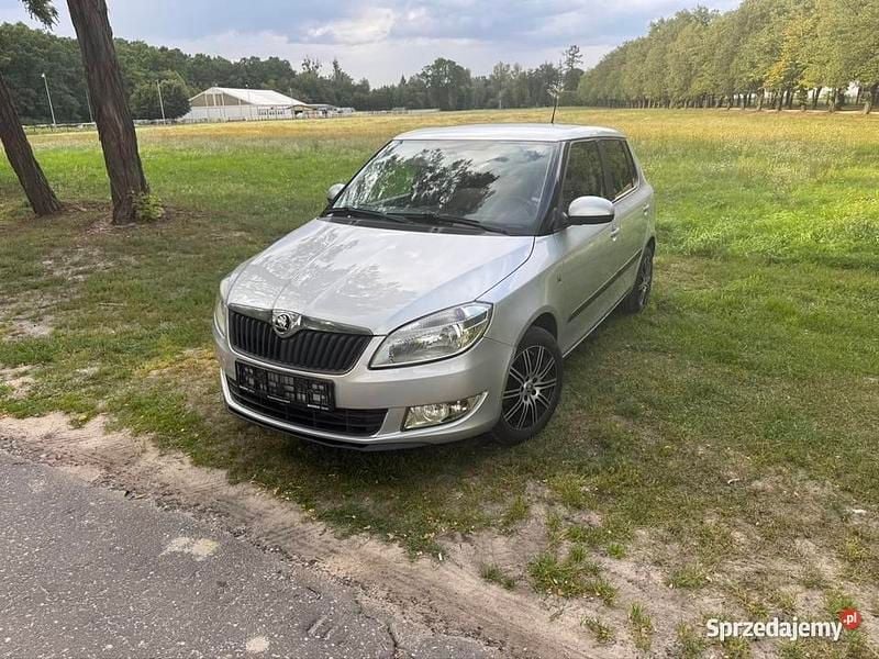Używany Skoda Fabia 2011 Srebrny Hatchback