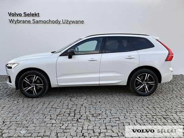 Używany Volvo XC60 250 KM (183 kW) 2021 Biały SUV