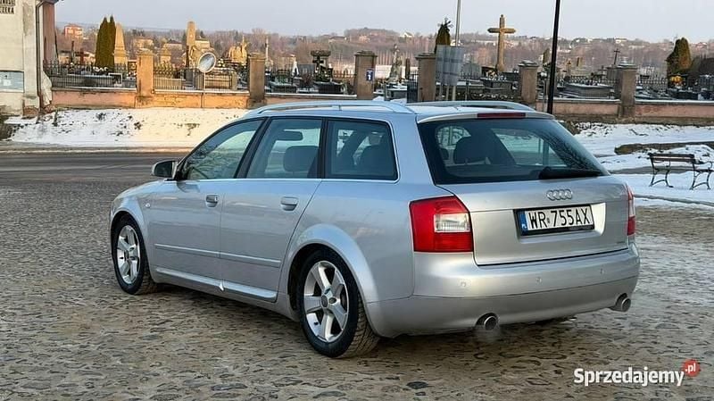 Używany Audi A4 S-Line 2003 Srebrny Kombi