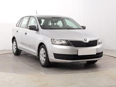 Srebrny Używany 2015 Skoda Rapid Hatchback | 17 999 zł (Uczciwa cena) - Obraz 1/4
