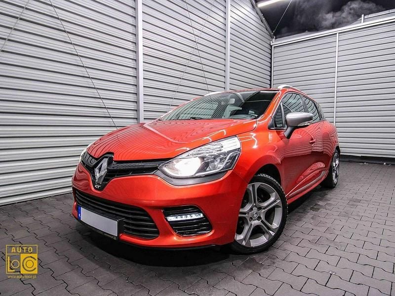 Używany Renault Clio GrandTour 120 KM (88 kW) 2014 Czerwony (metalik) Kombi