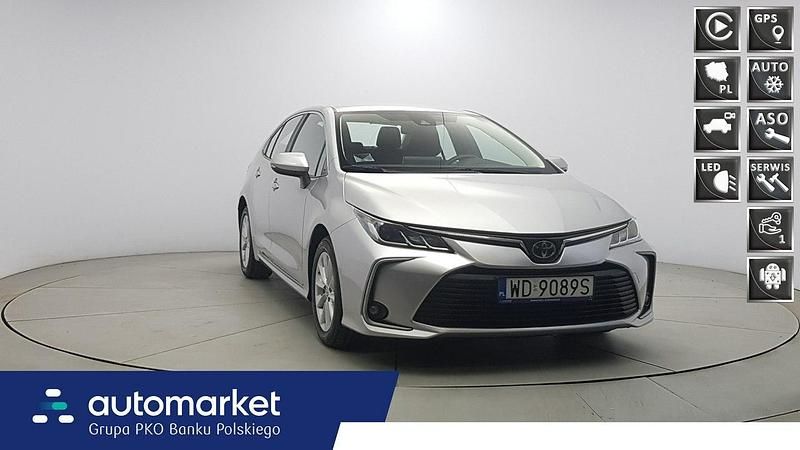 Srebrny Używany 2022 Toyota Corolla Comfort Sedan/Limuzyna | 64 850 zł (Dobra cena) - Obraz 1/4
