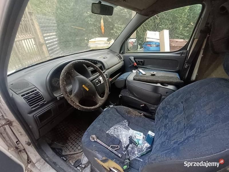 Używany Peugeot Partner 2000 Minivan