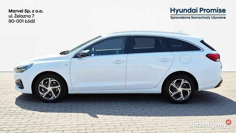 Biały Używany 2024 Hyundai i30 Kombi | 88 900 zł (Uczciwa cena) - Obraz 1/4