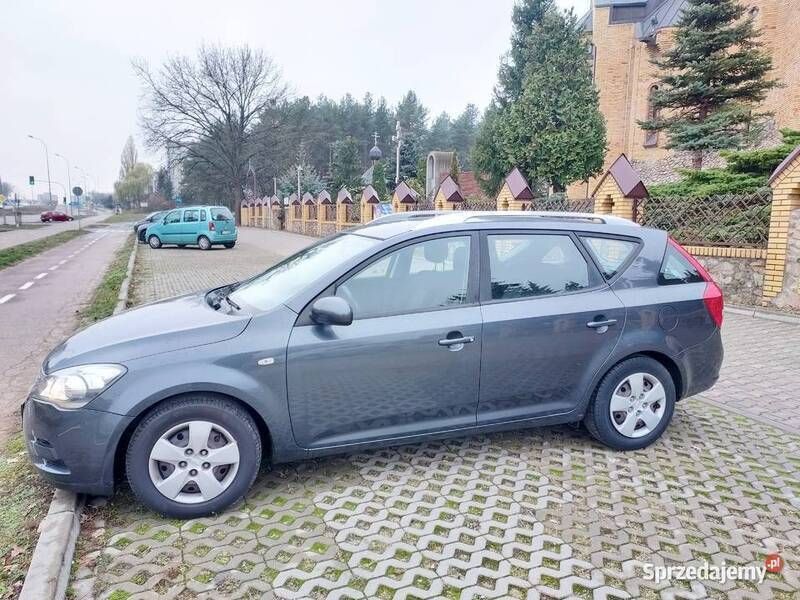 Używany Kia Ceed 90 KM (66 kW) 2011 Hatchback
