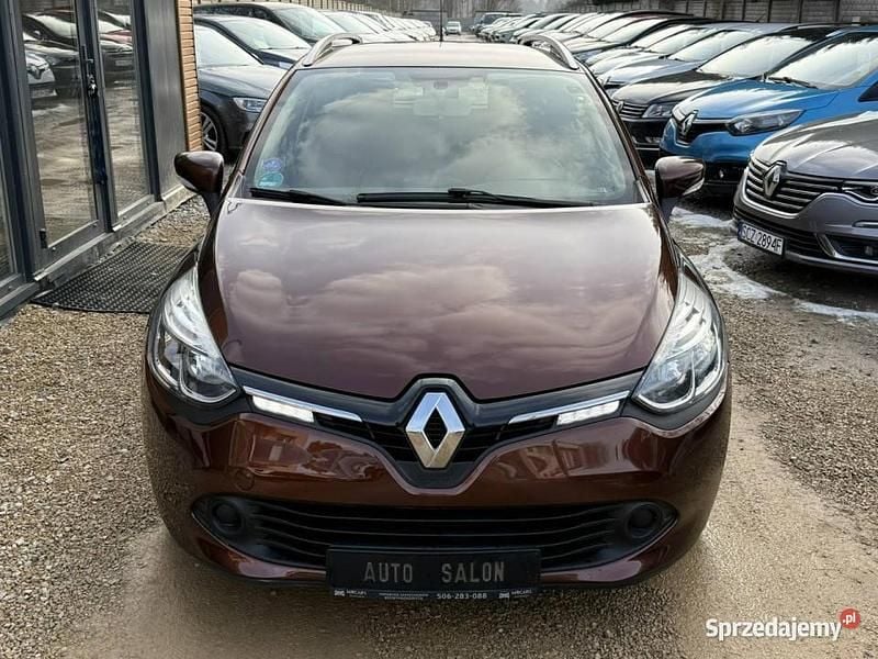 Używany Renault Clio GrandTour 90 KM (66 kW) 2014 Brązowobeżowy Kombi