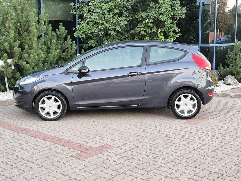 Używany Ford Fiesta 82 KM (60 kW) 2009 Grafitowy Hatchback