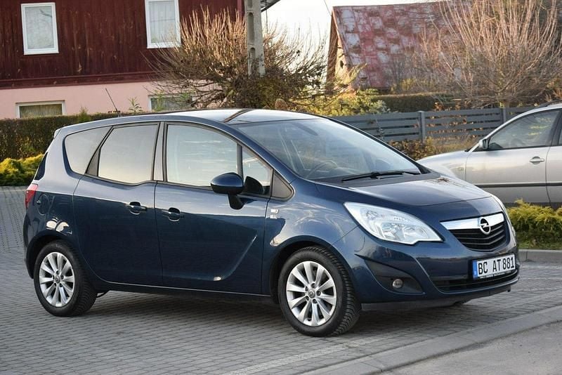 Granatowy Używany 2012 Opel Meriva Minivan | 22 900 zł (Uczciwa cena) - Obraz 1/4