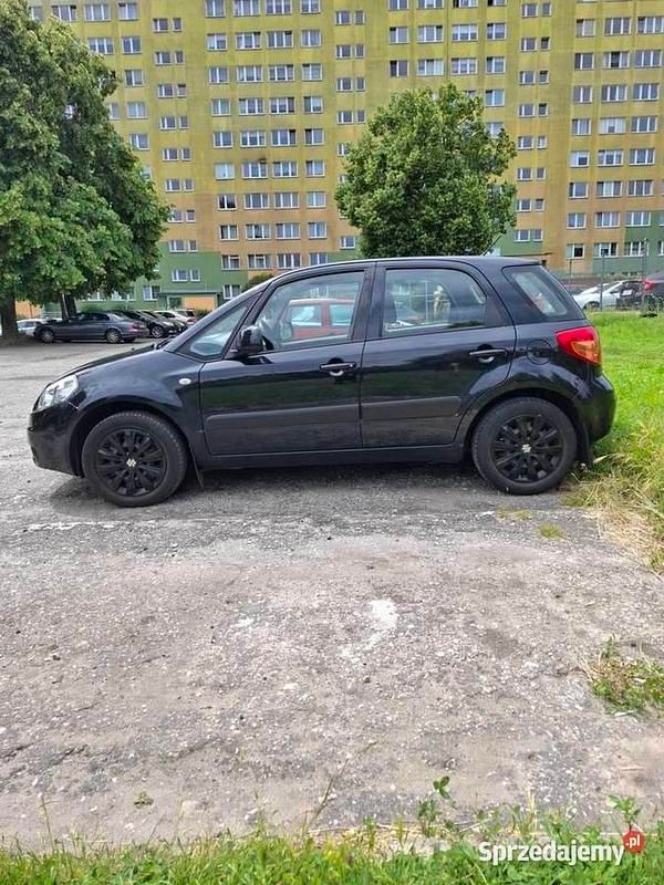 Czarny Używany 2007 Suzuki SX4 Hatchback | 13 000 zł (Dobra cena) - Obraz 1/4