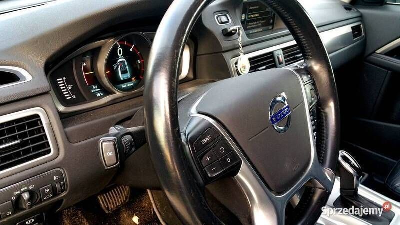 Używany Volvo S80 181 KM (133 kW) 2014 Srebrny Sedan/Limuzyna