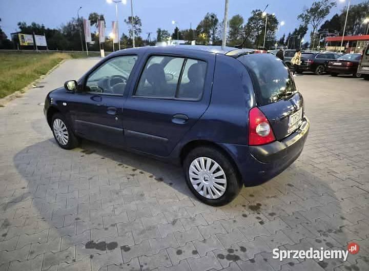 Granatowy Używany 2004 Renault Clio II Sedan/Limuzyna | 4750 zł (Dobra cena) - Obraz 1/3