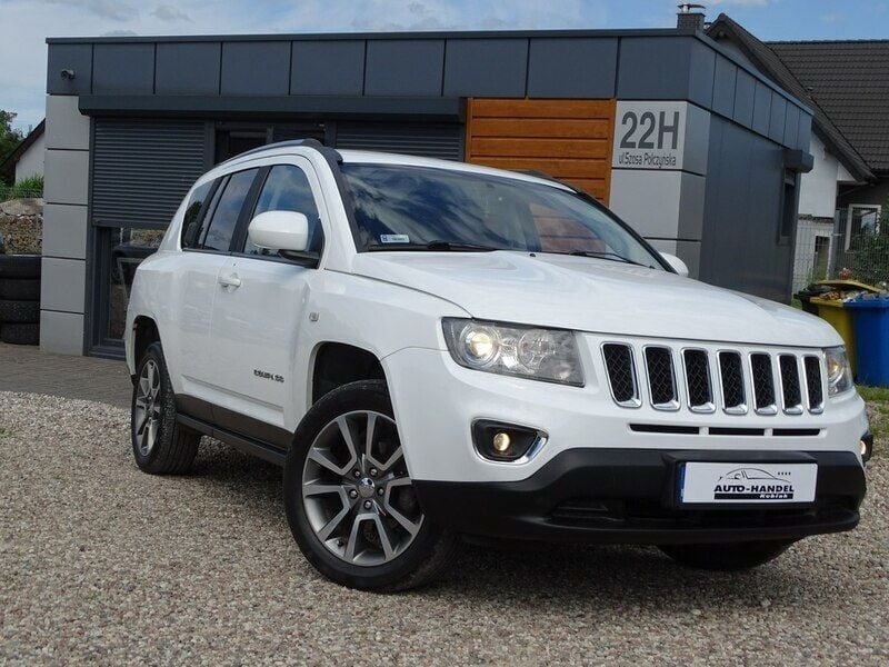 Używany Jeep Compass 163 KM (119 kW) 2014 Biały SUV