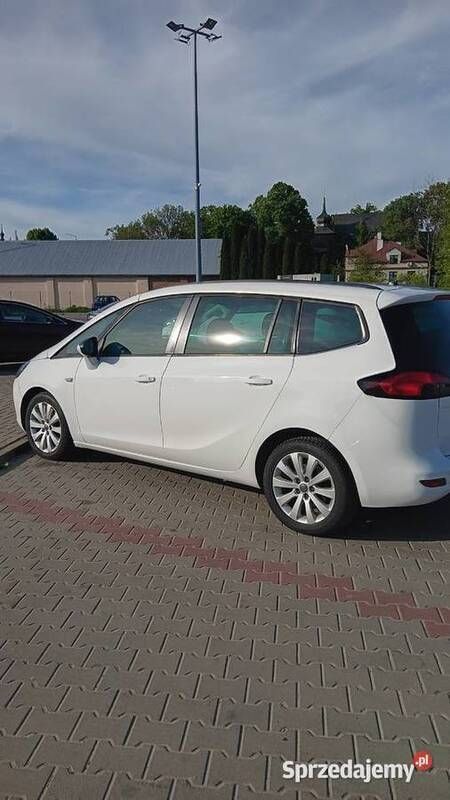 Używany Opel Zafira 2013 Minivan