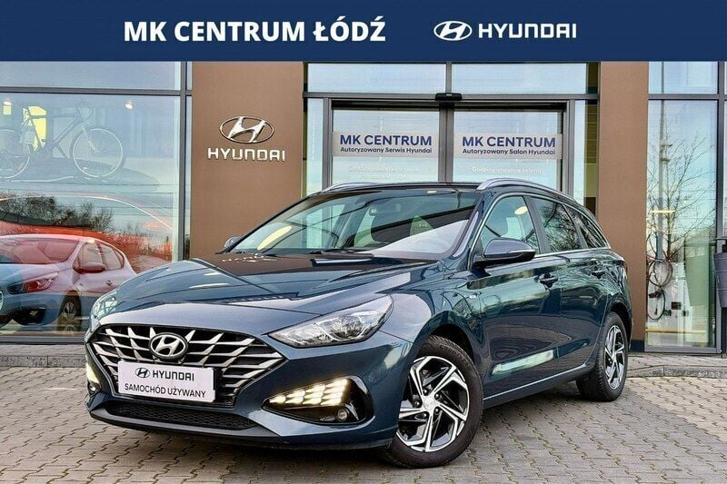 Granatowy Używany 2021 Hyundai i30 Comfort Kombi | 63 900 zł (Dobra cena) - Obraz 1/4