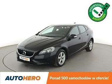 Czarny Używany 2017 Volvo V40 Kombi | 43 900 zł (Dobra cena) - Obraz 1/3