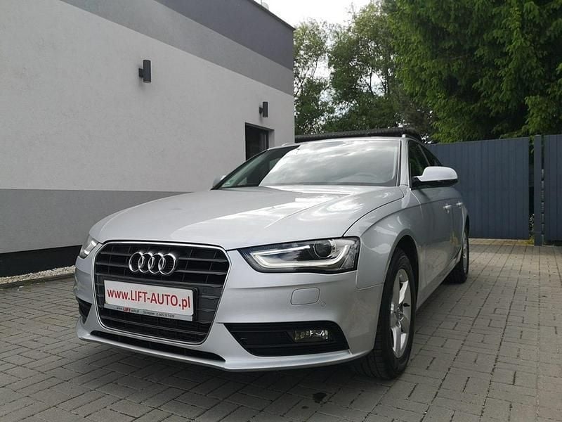 Srebrny Używany 2013 Audi A4 Kombi | 42 900 zł (Dobra cena) - Obraz 1/4