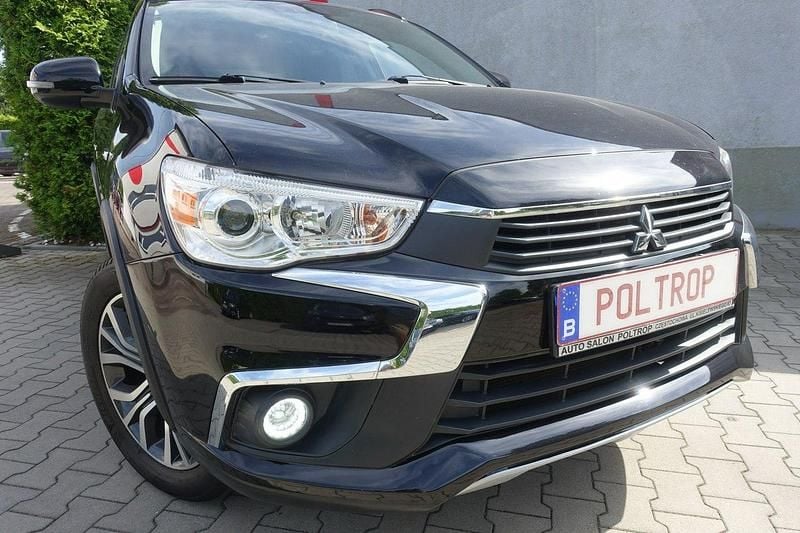 Używany Mitsubishi ASX 117 KM (86 kW) 2015 Czarny SUV