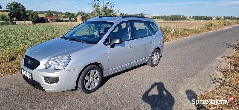 Srebrny Używany 2007 Kia Carens Minivan | 8600 zł - Obraz 1/4