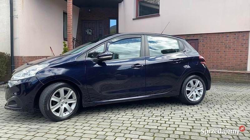 Używany 2015 Peugeot 208 Hatchback | 26 500 zł (Drogi) - Obraz 1/4