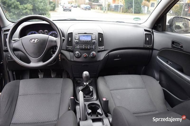 Czarny Używany 2010 Hyundai i30 Kombi | 13 750 zł (Uczciwa cena) - Obraz 1/2