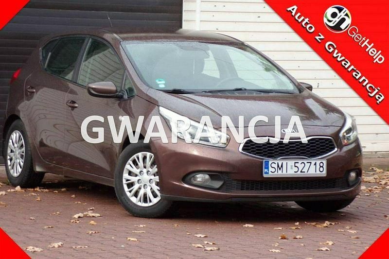 Brązowobeżowy Używany 2012 Kia Ceed 2 Hatchback | 21 790 zł (Uczciwa cena) - Obraz 1/4