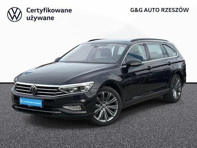 Używany 2022 VW Passat Kombi | 99 900 zł (Drogi) - Obraz 1/4