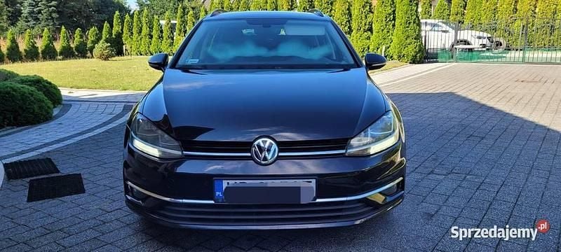 Czarny Używany 2019 VW Golf VII Highline Kombi | 37 900 zł (Super Cena) - Obraz 1/4