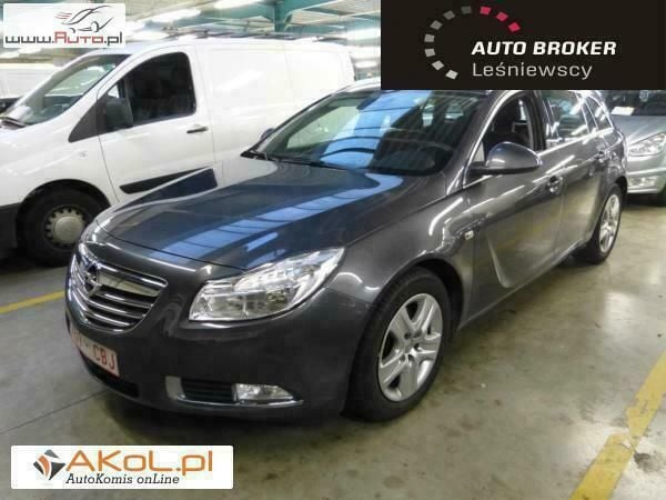 Używany Opel Insignia 131 KM (96 kW) 2010 Inny Sedan/Limuzyna