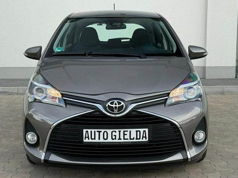 Używany Toyota Yaris 99 KM (72 kW) 2016 Brązowy Hatchback