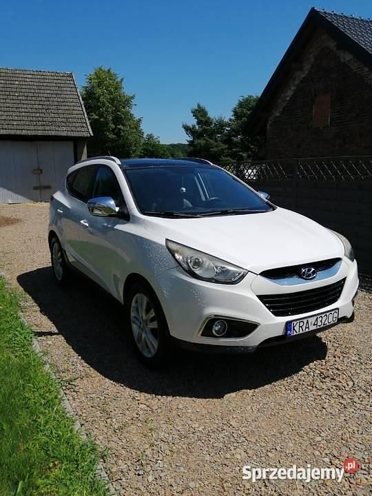 Biały Używany 2012 Hyundai ix35 SUV | 40 000 zł (Uczciwa cena) - Obraz 1/4