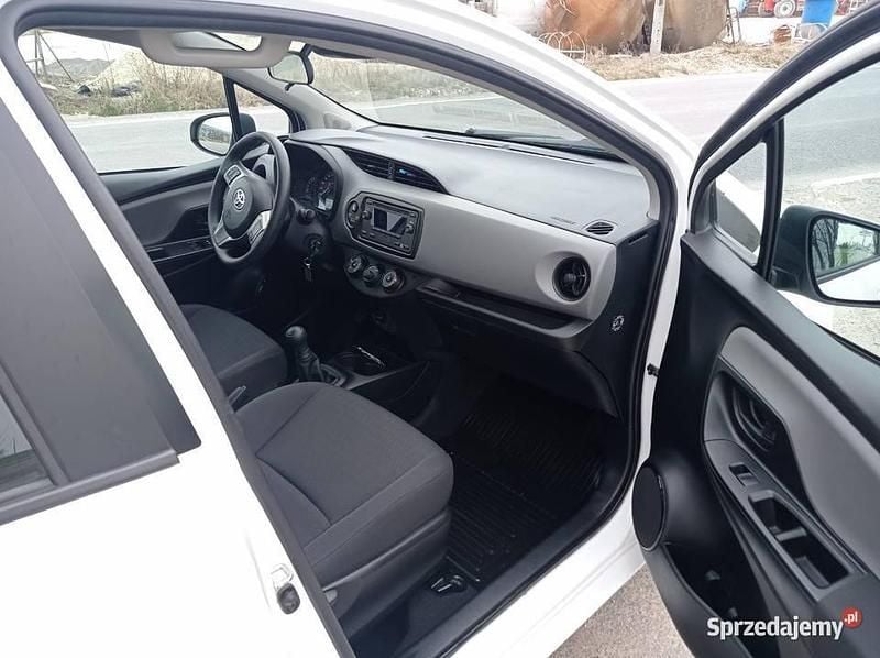 Używany Toyota Yaris 2017 Biały Hatchback