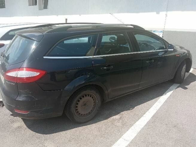 Używany Ford Mondeo 2008 Czarny Kombi