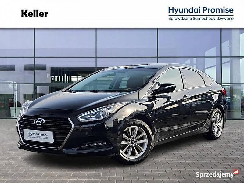 Używany Hyundai i40 2016 Czarny Sedan/Limuzyna