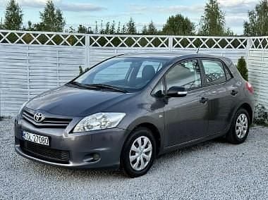 Inny kolor Używany 2011 Toyota Auris Sedan/Limuzyna | 18 900 zł (Uczciwa cena) - Obraz 1/4