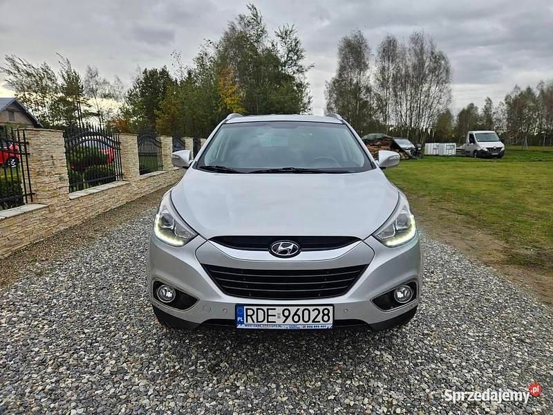 Srebrny Używany 2015 Hyundai ix35 SUV | 47 900 zł (Uczciwa cena) - Obraz 1/4