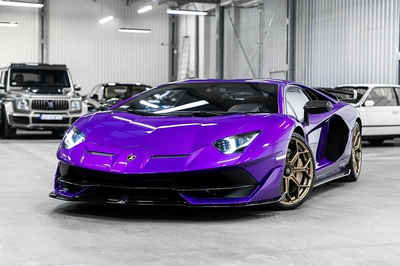 Używany Lamborghini Aventador 770 KM (566 kW) 2020 Fioletowy Coupe