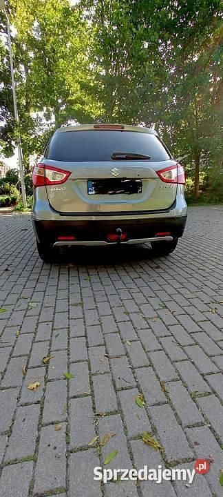 Szary Używany 2014 Suzuki SX4 SUV | 39 000 zł (Drogi) - Obraz 1/4