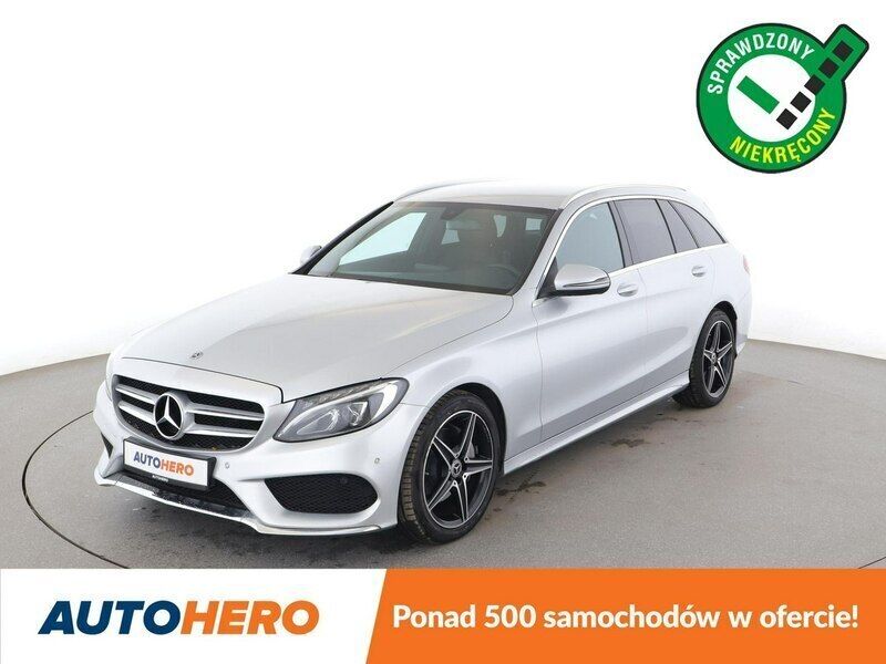 Biały Używany 2018 Mercedes C160 Coupe | 70 700 zł - Obraz 1/3