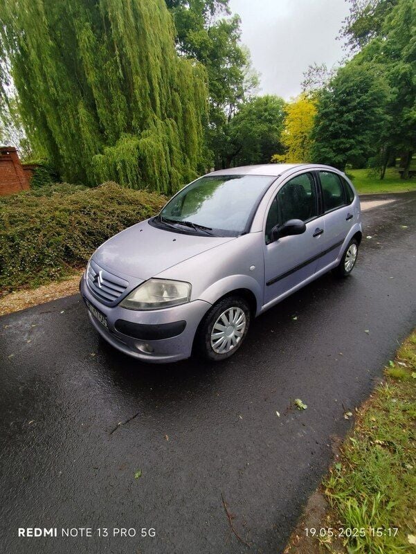 Używany Citroën C3 73 KM (53 kW) 2003 Srebrny Hatchback