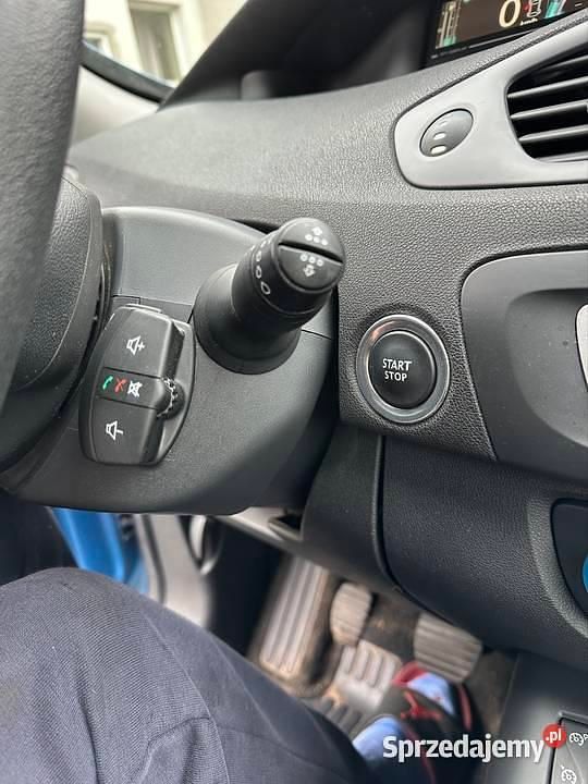 Używany Renault Scénic III 110 KM (80 kW) 2012 Niebieski Minivan