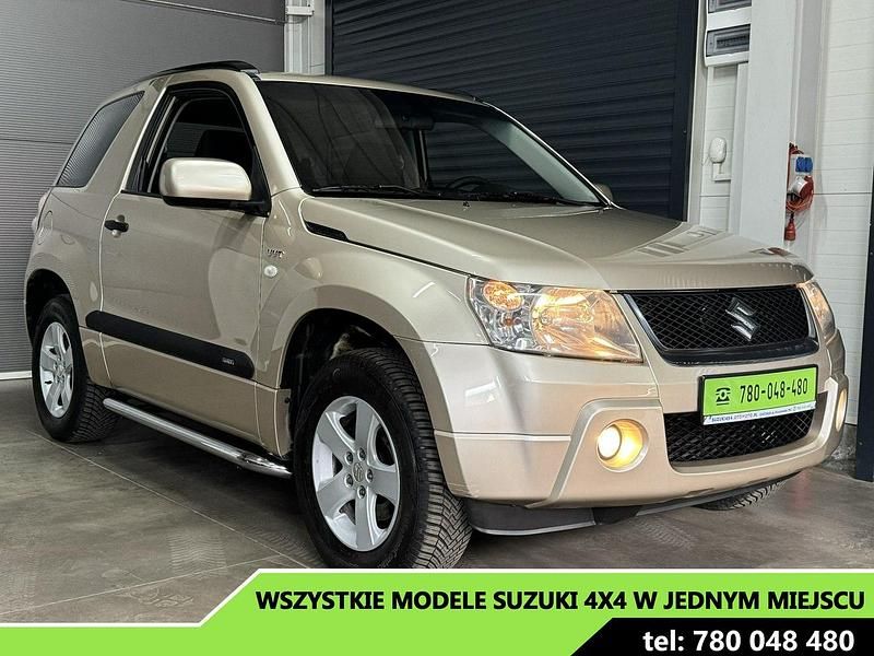 Złoty Używany 2006 Suzuki Grand Vitara SUV | 36 700 zł - Obraz 1/4