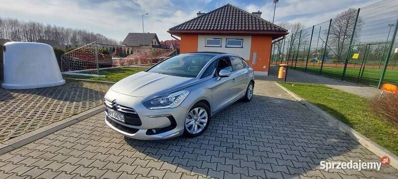 Srebrny Używany 2013 Citroën DS5 Hatchback | 28 900 zł (Uczciwa cena) - Obraz 1/4