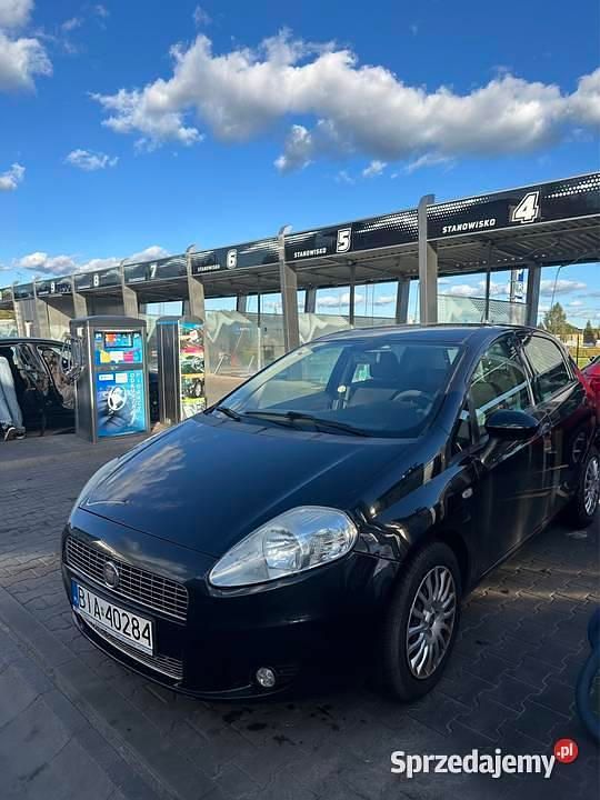 Czarny Używany 2009 Fiat Punto Hatchback | 9999 zł - Obraz 1/4