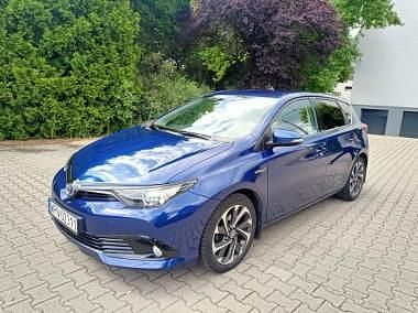 Niebieski Używany 2016 Toyota Auris Hybrid Hatchback | 55 500 zł (Dość drogi) - Obraz 1/4