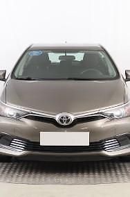 Używany Toyota Auris 99 KM (72 kW) 2017 Szary Hatchback