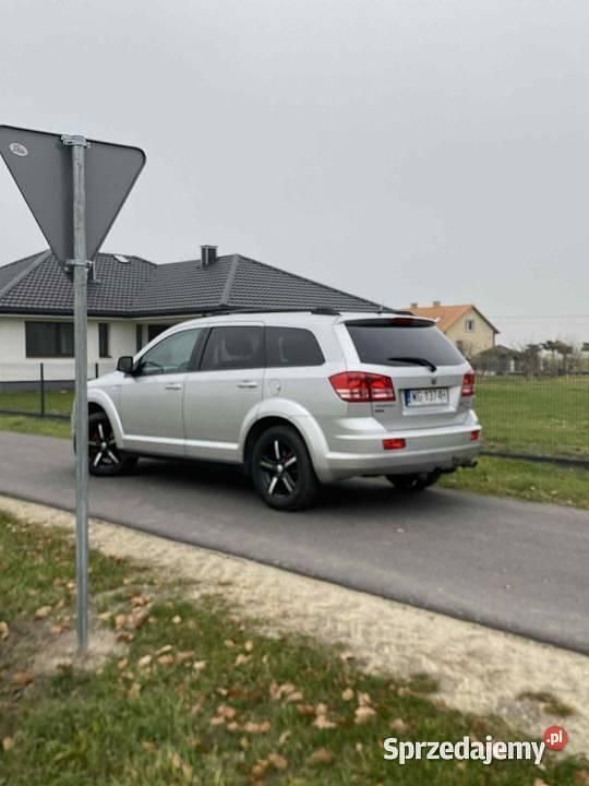 Używany Dodge Journey 140 KM (102 kW) 2009 Srebrny SUV