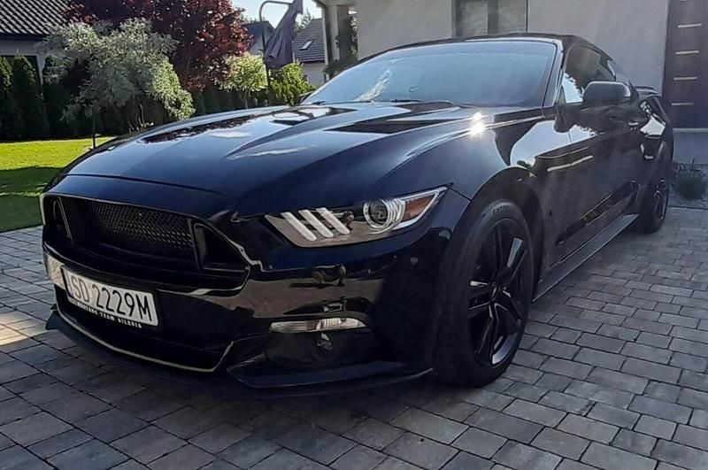 Czarny Używany 2015 Ford Mustang Performance Edition Coupe | 79 900 zł - Obraz 1/4