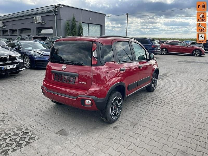 Czerwony Używany 2024 Fiat Panda Cross Cross Hatchback | 22 900 zł - Obraz 1/4